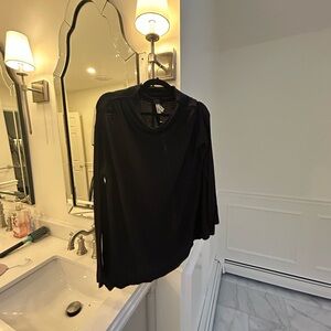 We The Free Black Long Sleeve Tops 6 tops included !